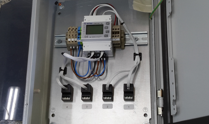 Full Energy Monitoring Solution Installed in a Factory Plant Without Disruption
